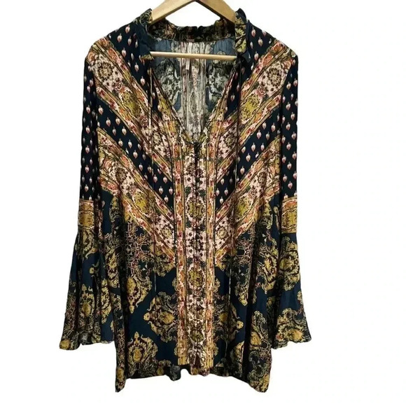 Free People Women's Magic Mystery Tunic Top Bell Sleeve Blouse Petite Small - Picture 2 of 8